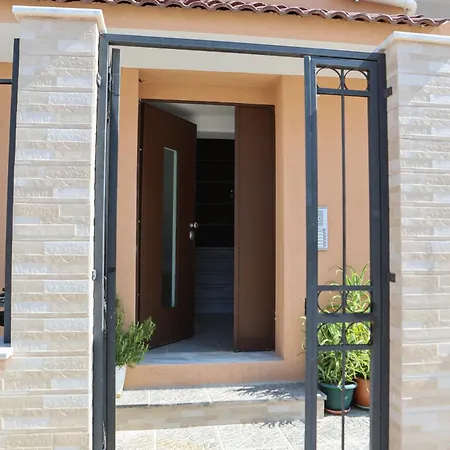 公寓 The Velvet Key *