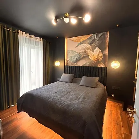 The Velvet Key 公寓