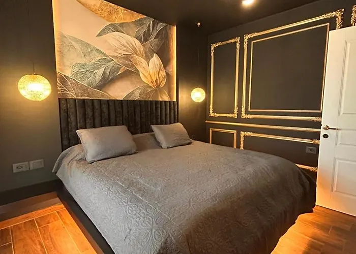 The Velvet Key 科尔察